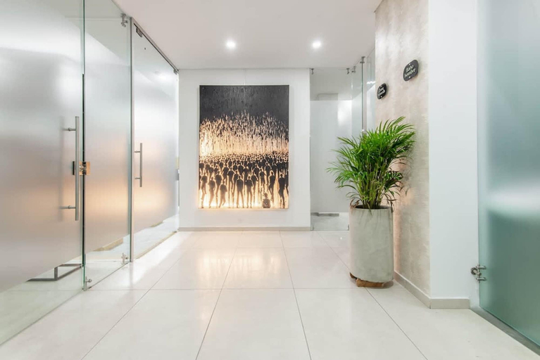 Room 4, Classy 3BR Apartment in Usaqu n, Santafé de Bogotá