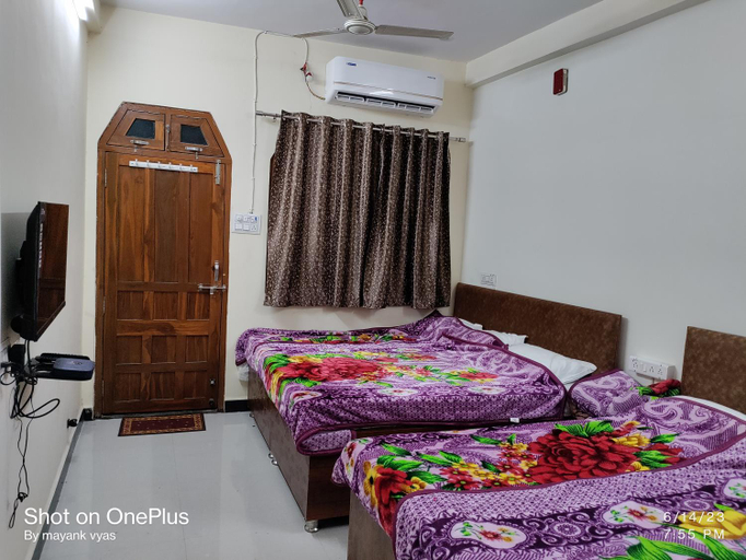 Others 3, Hotel maruti palace, Ujjain