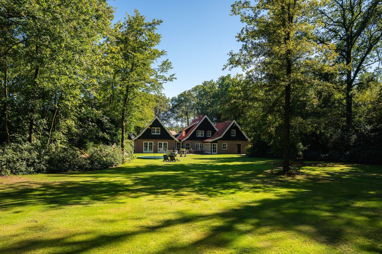 Garden 3, Group House in Twente With Hot Tub, Enschede