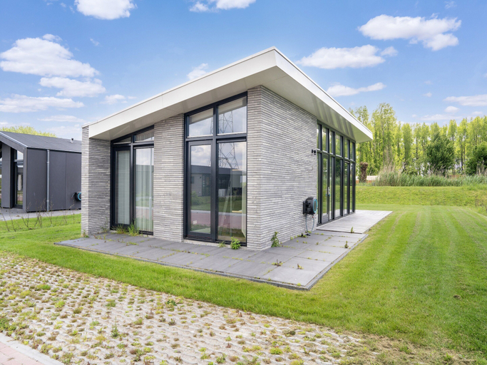 Primary image