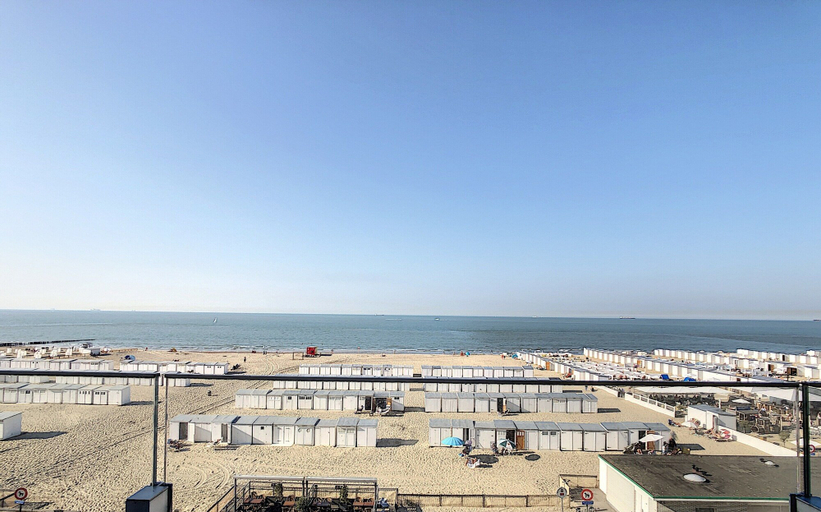 Balcony 4, Seafront Apartment in Knokke Heist, West-Vlaanderen