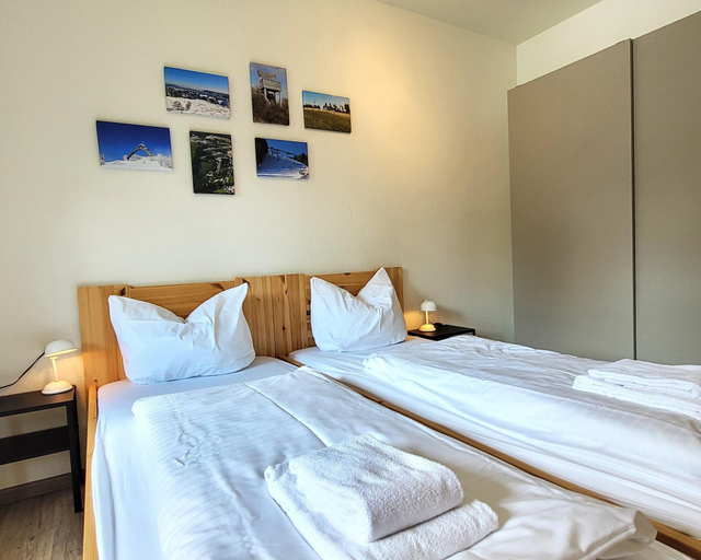 Room 4, Apartment in Winterberg Near Golf & Ski Lift, Hochsauerlandkreis