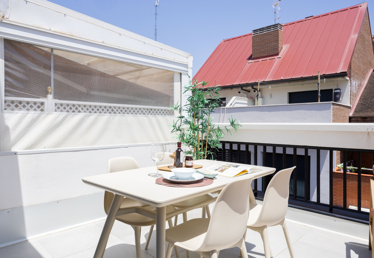 Others 2, Edmond Vibes Airport - Ifema Hub, Madrid