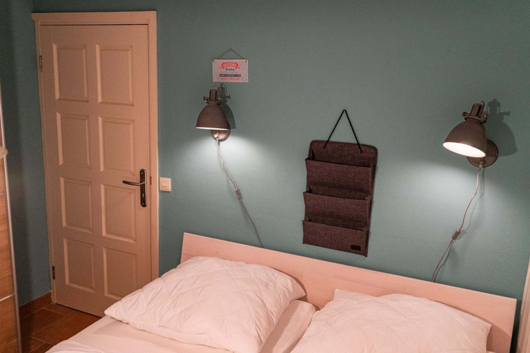 Room 4, Furnished Bungalow With Garden, Zijpe