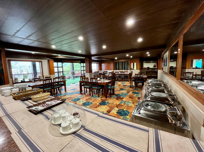 Food & Drinks 3, Peace Channels Resorts Dalhousie, Chamba