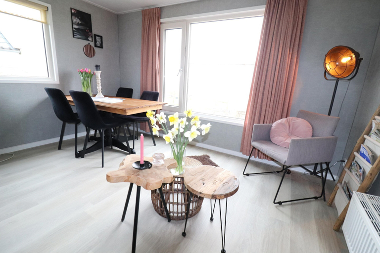 Living room 5, Holiday Home Near Ijsselmeer Lake, Skarsterlân