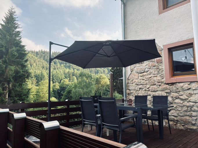 Outdoor dining, Ferienparadies in der Vulkaneifel, Vulkaneifel