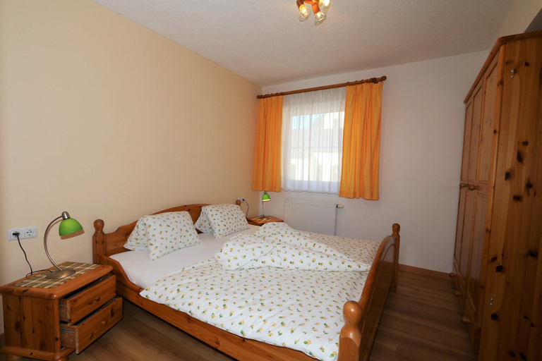 Room 4, Apartment in Zugspitz Arena Near Hiking Trails, Reutte