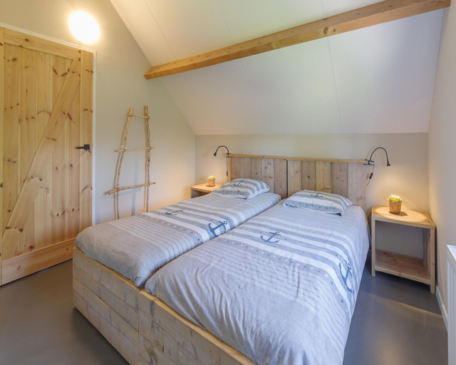 Room 5, Nice Holiday Home With Washing Machine, in a Holiday Park 200m. From the Beach, Kapelle