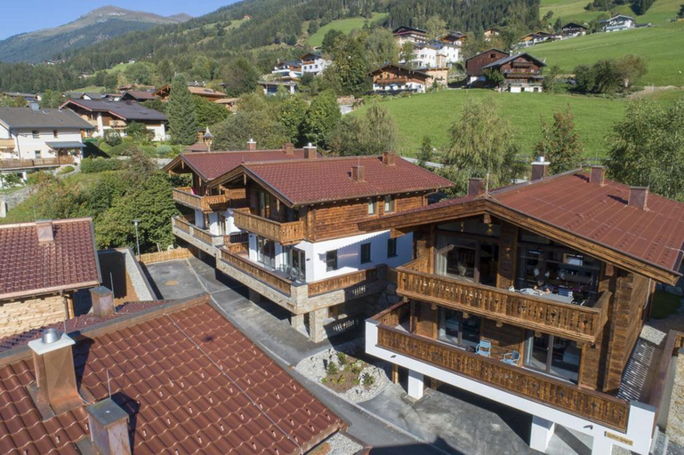 Exterior & Views 1, Chalet near Wildkogel Arena, Zell am See