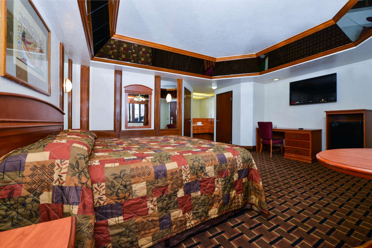 Bedroom 3, Americas Best Value Inn Suites La Downtown Sw, Los Angeles