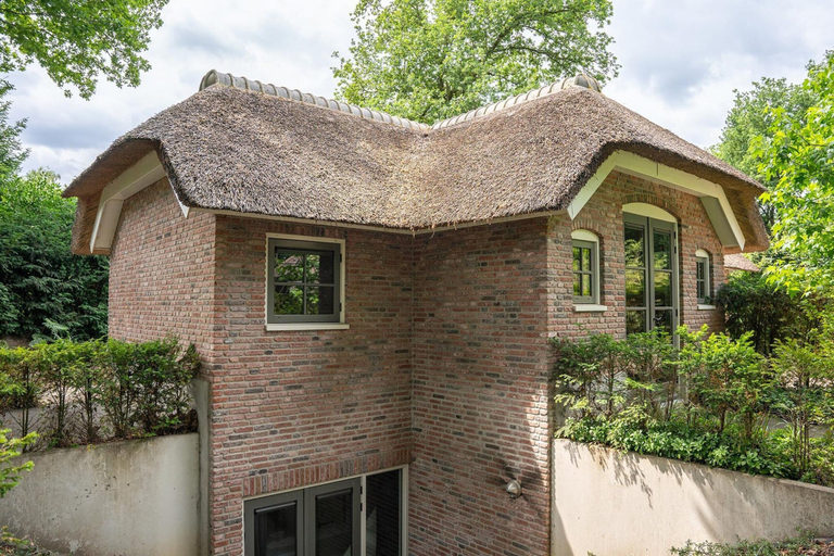 Exterior 3, Farmhouse in Veluwe With Sauna and Nature Views, Ermelo