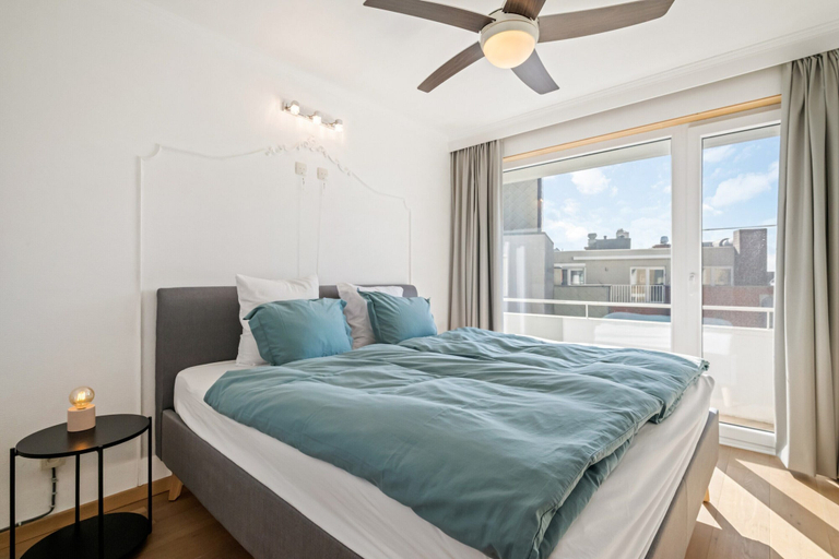 Room 5, Flat by the Seaside With Stunning Ocean Views, West-Vlaanderen