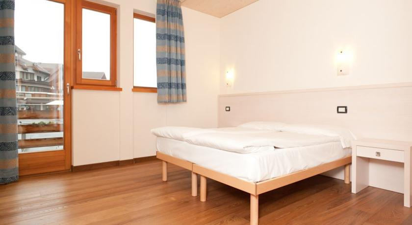 Bedroom 3, Bio Hotel Benny, Trento