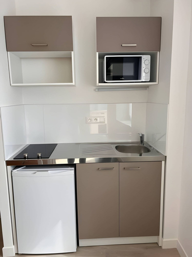 Private kitchen, Apartment in Saint-mars-sous-ballon, Sarthe