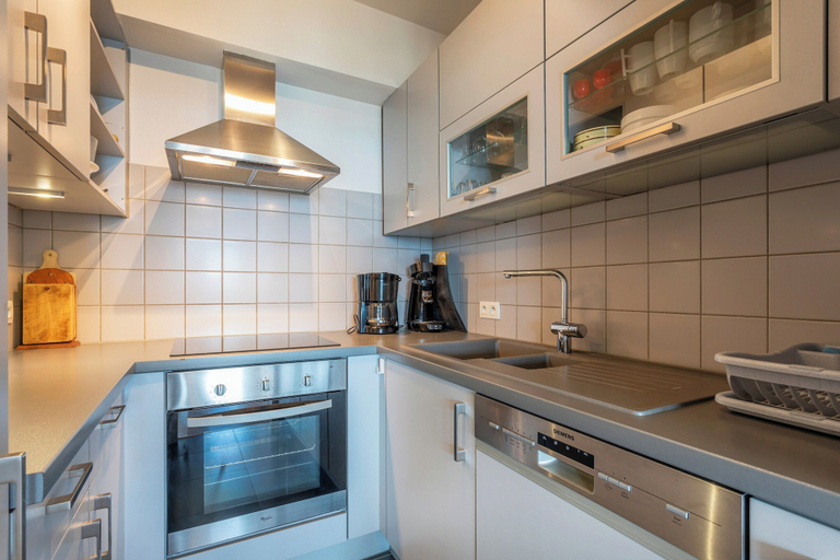 Private kitchen, Cosy Renovated Flat on the Seafront, West-Vlaanderen