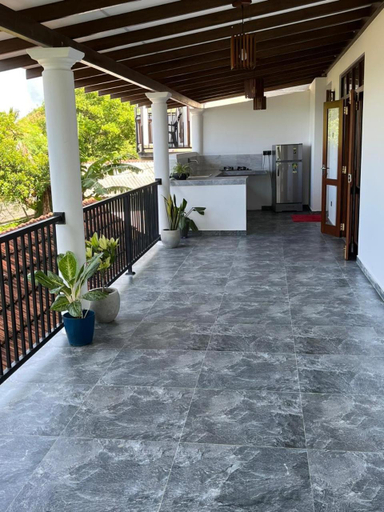 Others 3, Sandun Villas, Habaraduwa