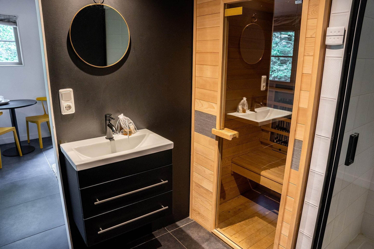 Spa treatment, Romantic Loft w/ Garden Terrace, Ermelo