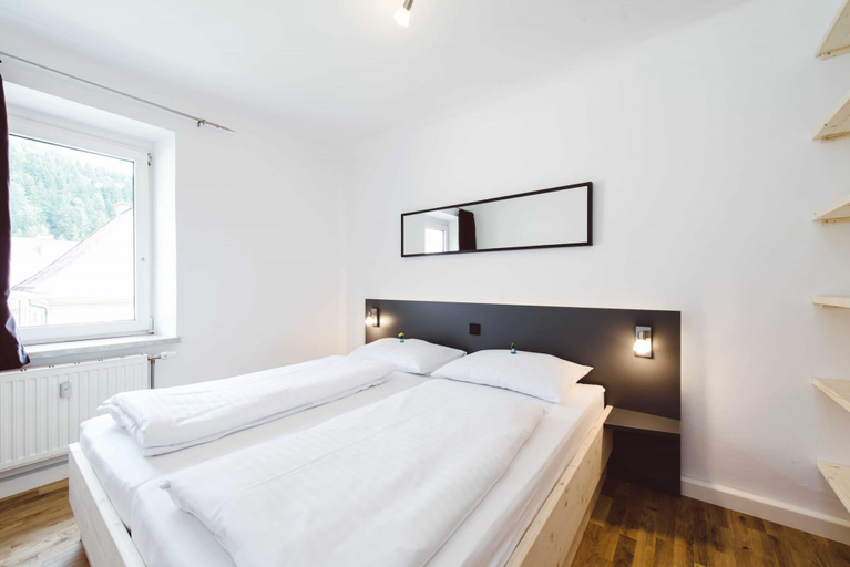 Bedroom 4, Mountain-view Styria Apartment, Leoben