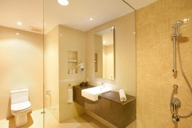 Bathroom, Grage Yogyakarta Hotel, Yogyakarta
