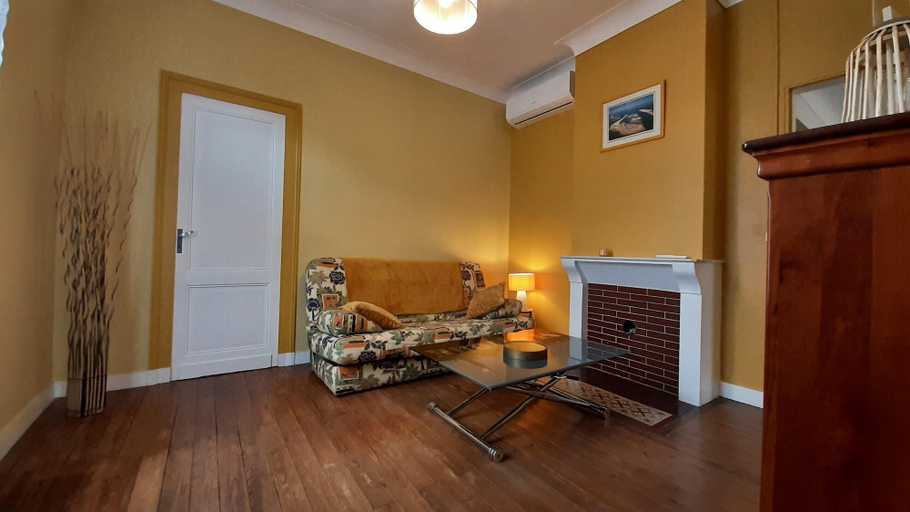 Living room 3, Holiday Home in La Teste Near Arcachon Beach, Gironde