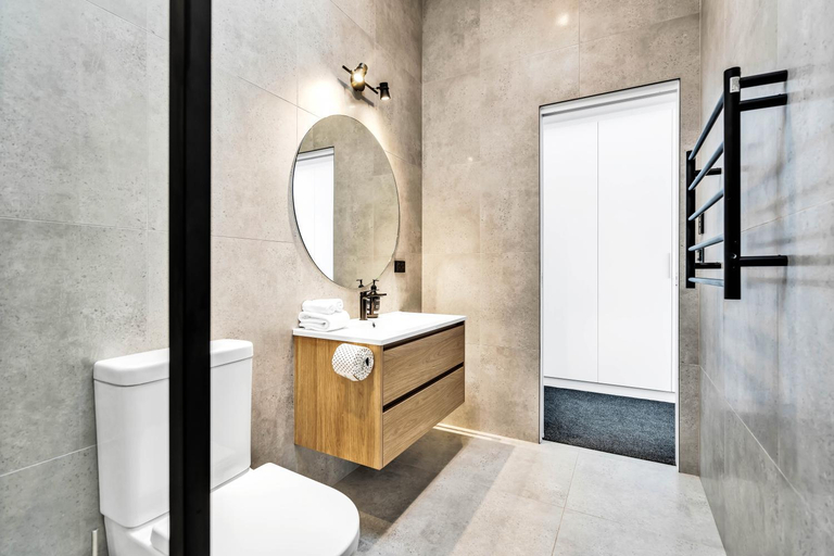 Bathroom 2, Freycinet Coastal Retreat, Glamorgan-Spring Bay