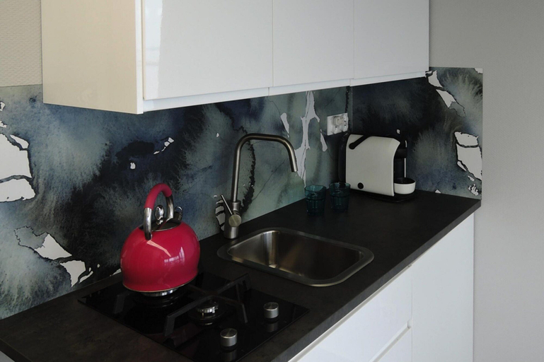 Private kitchen 3, House on Water in Dziwnow Near Clean Beach, Kamień