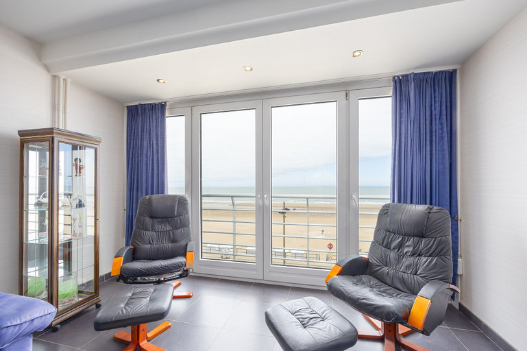 Living room 5, Studio on the 3rd Floor With Phenomenal sea View, West-Vlaanderen