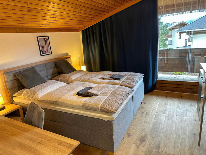 Room 3, Alpine Hideaway in Saalfelden, Zell am See