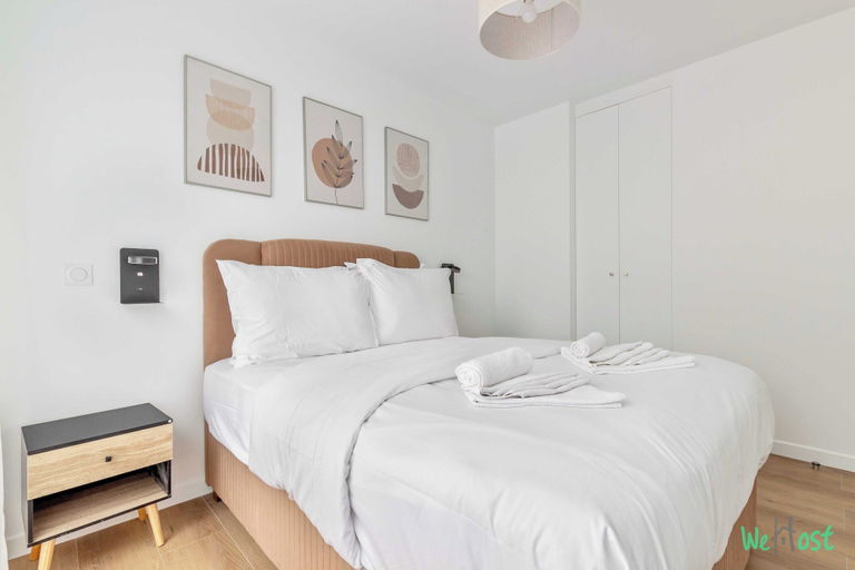 Room 2, Cosy Apt With Balcony -6p-proche Disney/paris, Val-de-Marne