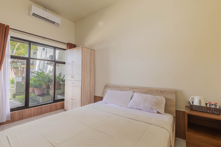 Bedroom 1, Asri Guesthouse, Lombok