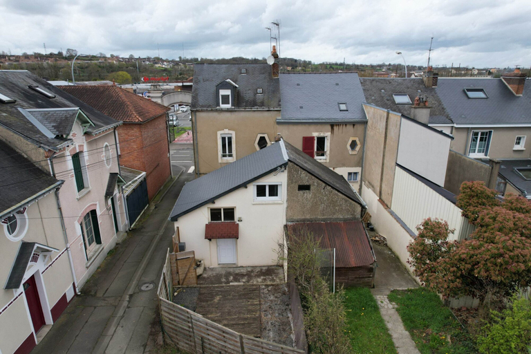 Primary image
