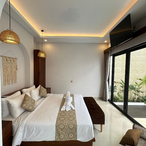 Others 2, Maithala Villa & Living, Badung