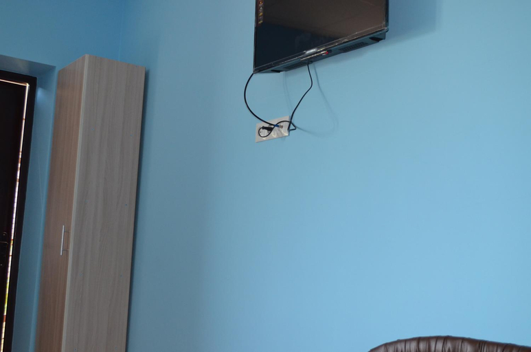 Others 3, Hotel Komfort, Eysk