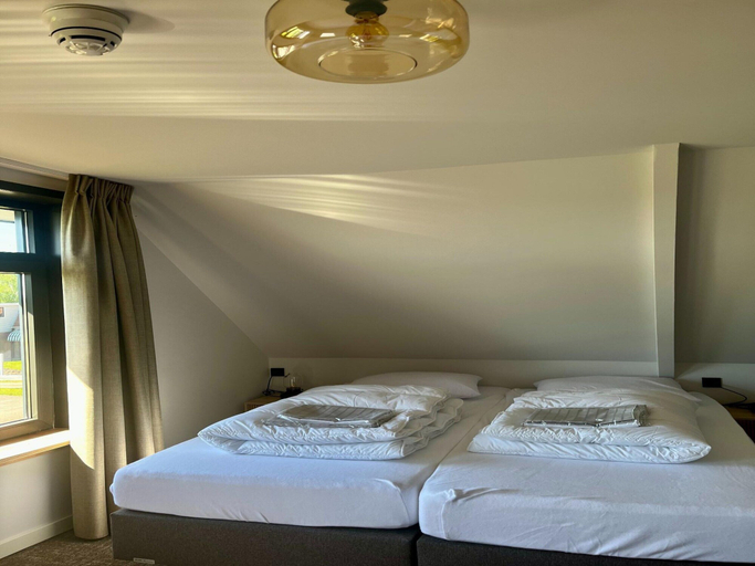 Room 5, Group Accommodation for 40 Guests, Weststellingwerf
