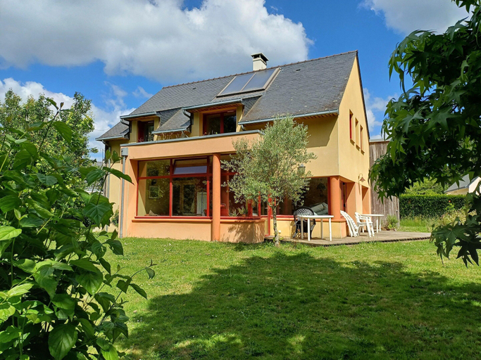 Primary image