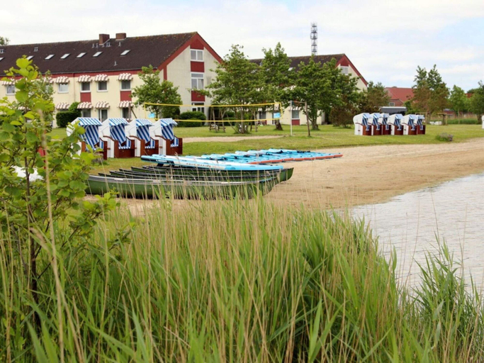 Exterior 4, 5 Star Holiday Home in Wangerland, Friesland