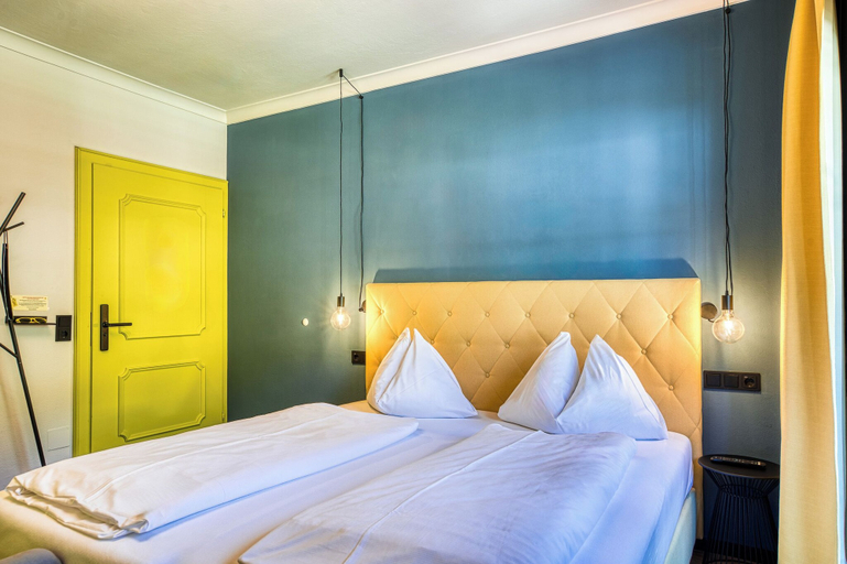 Bedroom 3, Boutique house happYellow, Zell am See