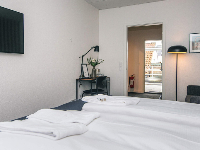 Interior 1, 2 person holiday park home in Give, Vejle