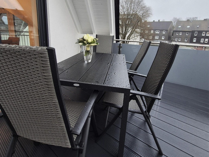 Balcony 4, Apartment in Winterberg Near Ski Lift & Market, Hochsauerlandkreis