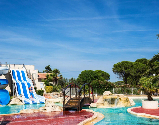 View from property 4, Beach Mobile Home With Terrace, Hérault