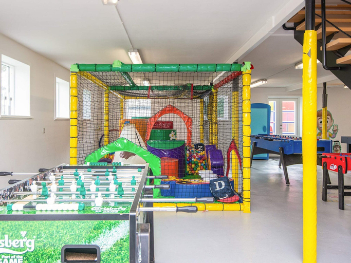 Game room 2, 4 Star Holiday Home in Henne, Varde