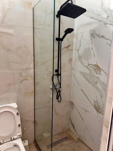 Bathroom 3, NMS Apartments, Sarandës