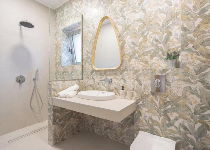Bathroom 3, Roots Villa, Crete