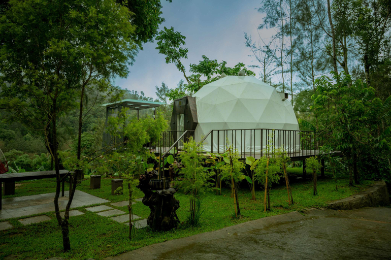 Others 5, Chandramukuta Resort, Chikmagalur