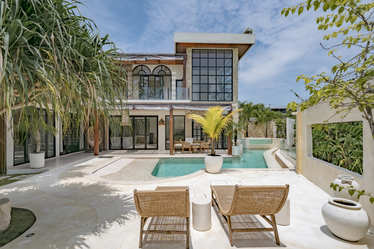 Others 1, Rumah Simba, Badung