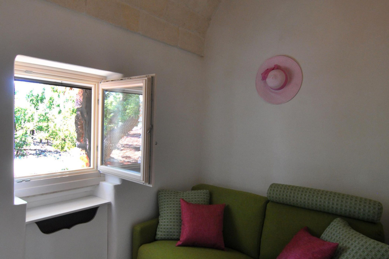 Room 2, Trullo Quercervo in Ostuni, Brindisi