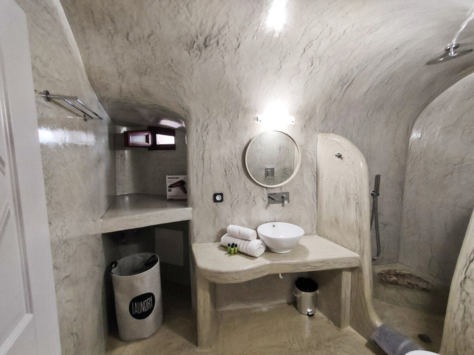 Bathroom 3, Dreamer's Secret Villa, South Aegean