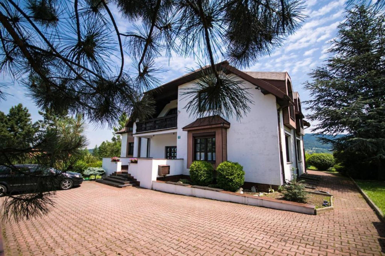 Others 3, Villa in Brenna Near Ski Lifts & Pool, Cieszyn