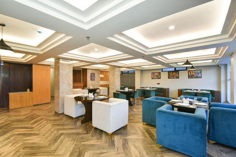 Food & Drinks 3, Claret Inn By DLS Hotels, Chamba